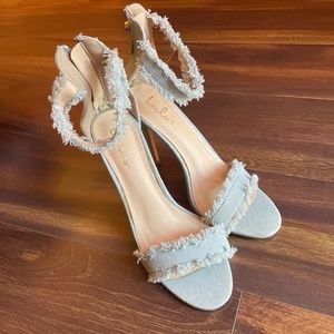 🌻SALE🌻LULU'S Denim Open Toe Strap Heels size 6.5